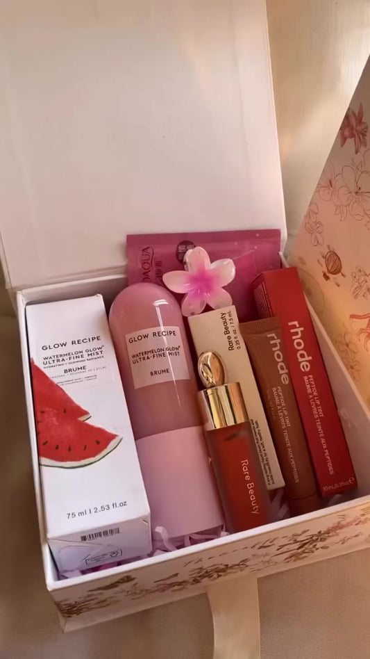 Beauty bundle box✨💗🧚🏼